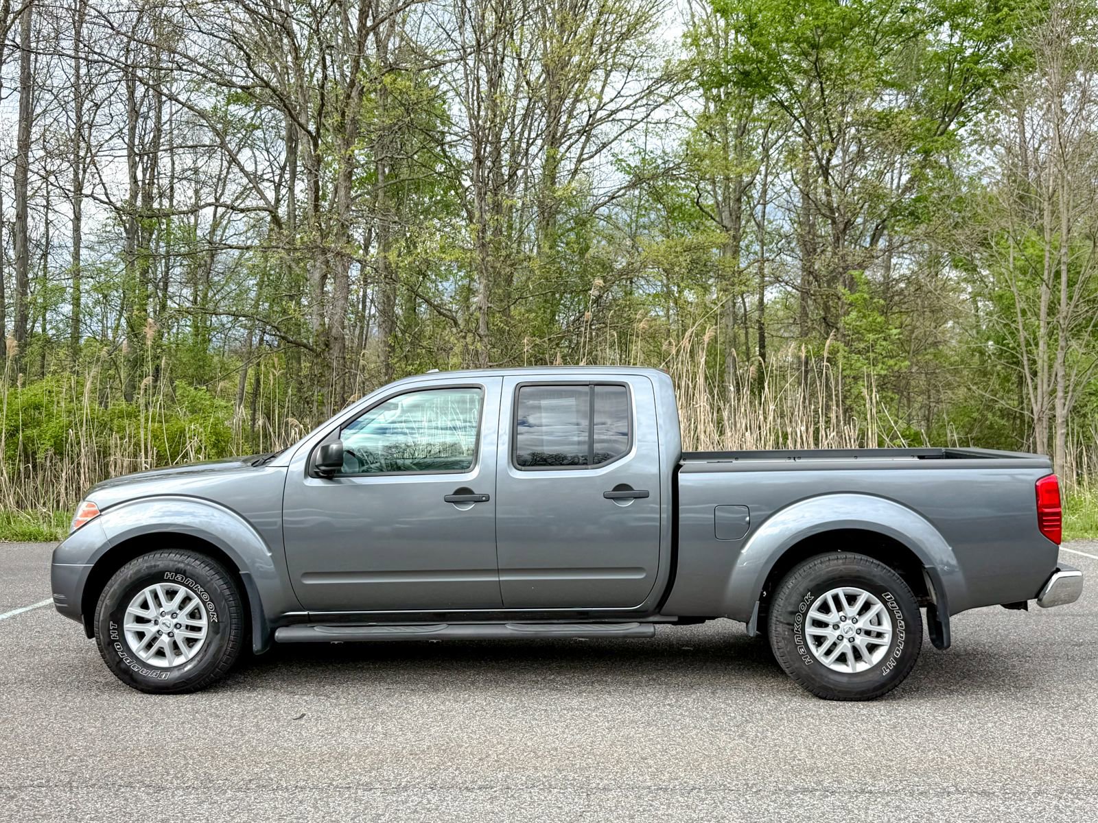 Used 2018 Nissan Frontier SV w/ Value Truck Package AWD/4WD image 8