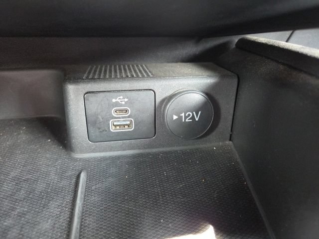 Certified 2025 Ford Escape ST-Line FWD image 31