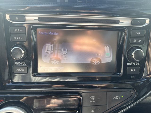 Used 2019 Toyota Prius C w/ Carpet Mat Package FWD image 18