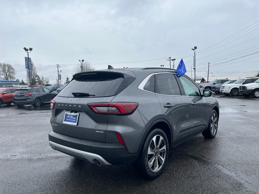 Certified 2023 Ford Escape Platinum AWD/4WD image 7
