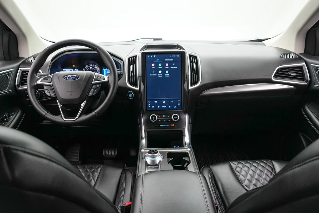 Certified 2024 Ford Edge Titanium AWD/4WD image 14