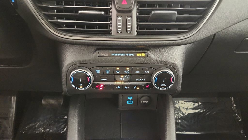 Certified 2023 Ford Escape Active image 17