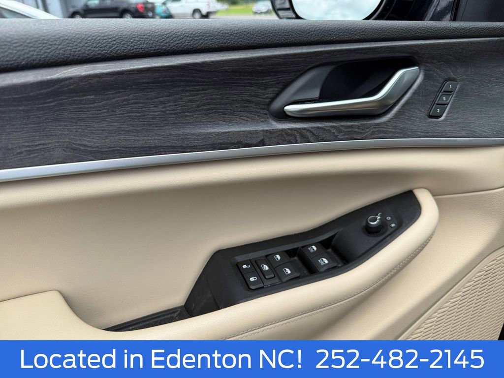 Used 2023 Jeep Grand Cherokee L Limited w/ Luxury Tech Group II AWD/4WD image 18