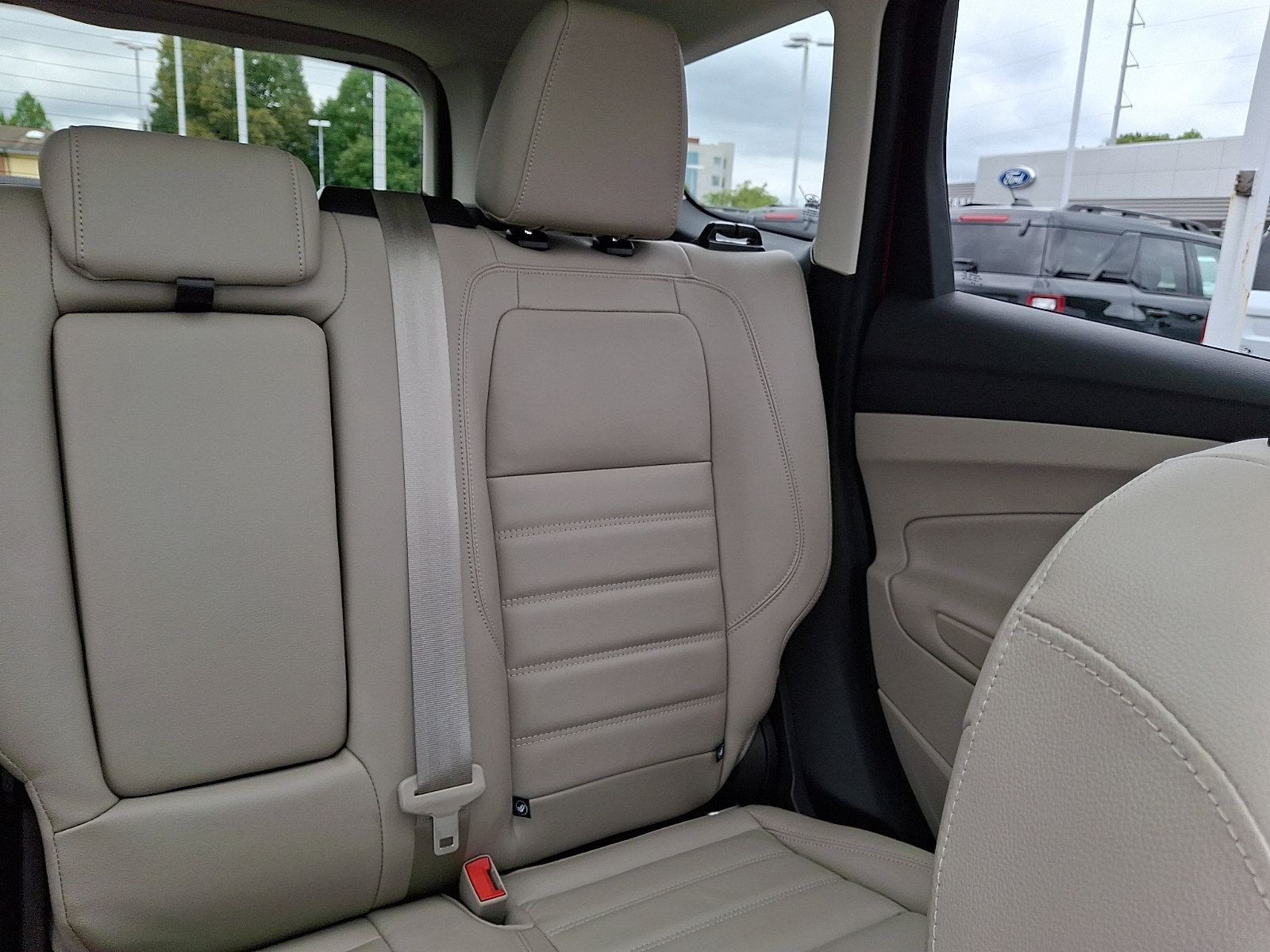 Certified 2018 Ford Escape Titanium w/ Ford Safe & Smart Package AWD/4WD image 20
