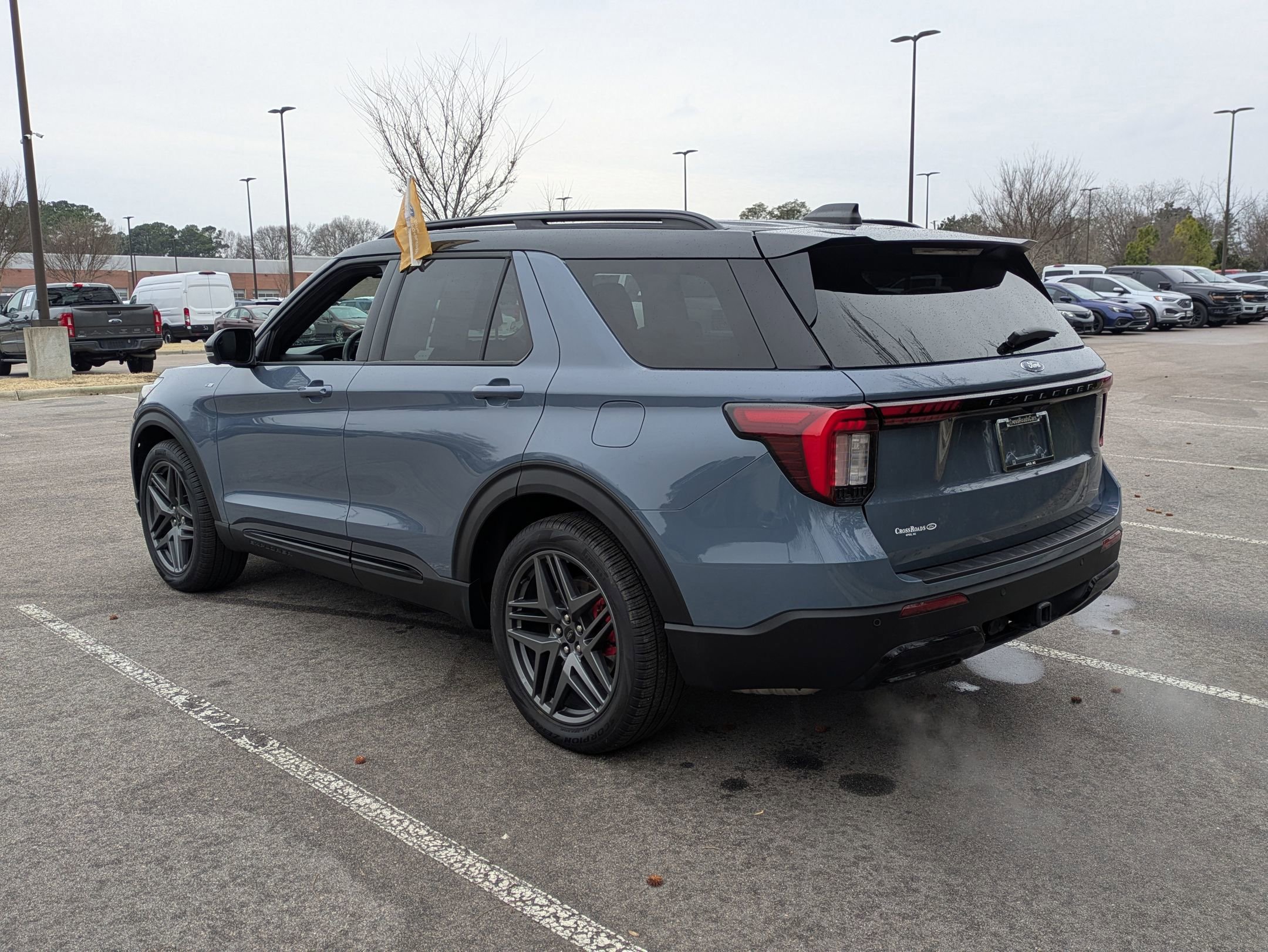 Certified 2025 Ford Explorer ST-Line w/ Premium Package image 4