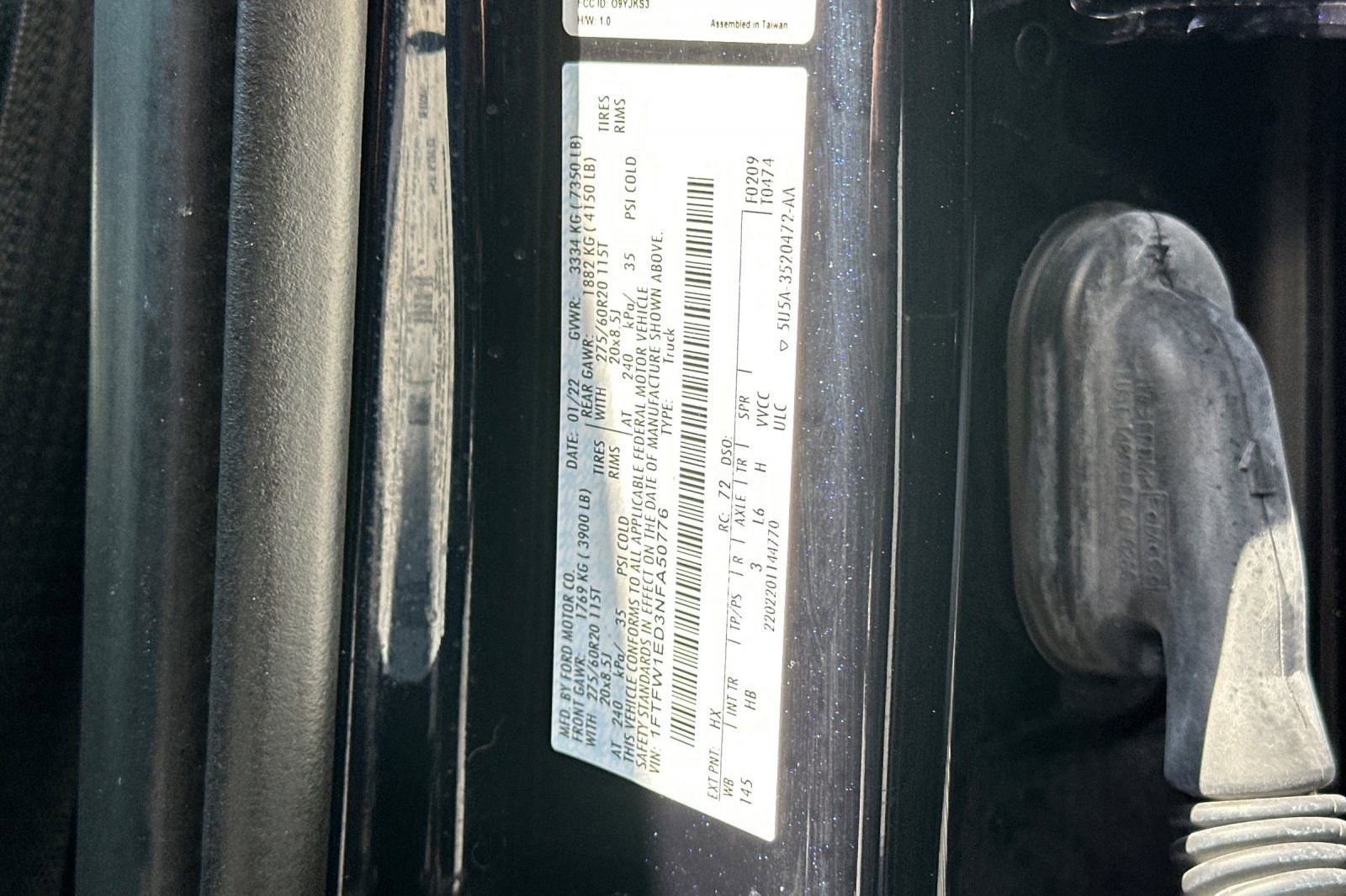 Certified 2022 Ford F150 Lariat w/ Max Trailer Tow Package AWD/4WD image 33
