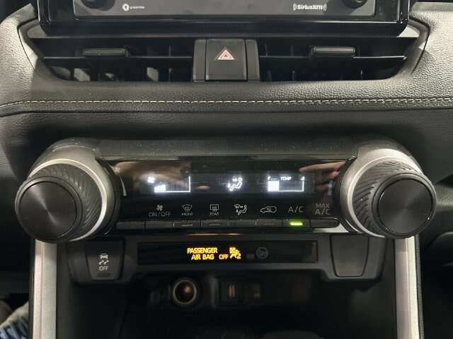Used 2021 Toyota RAV4 LE FWD image 21
