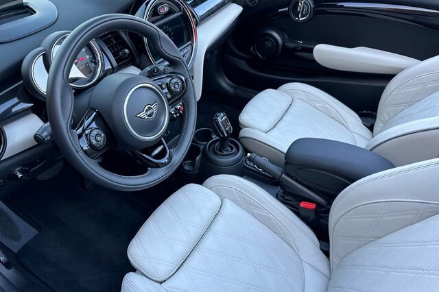 Used 2020 MINI Cooper S image 8