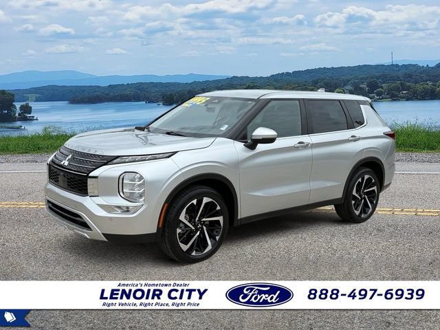 Used 2023 Mitsubishi Outlander SE FWD image 7