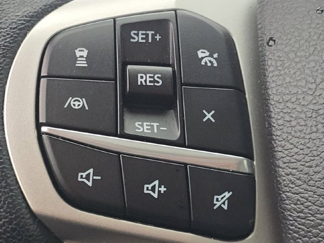 Certified 2022 Ford Explorer Limited w/ Hybrid Equipment Group 310A AWD/4WD image 35