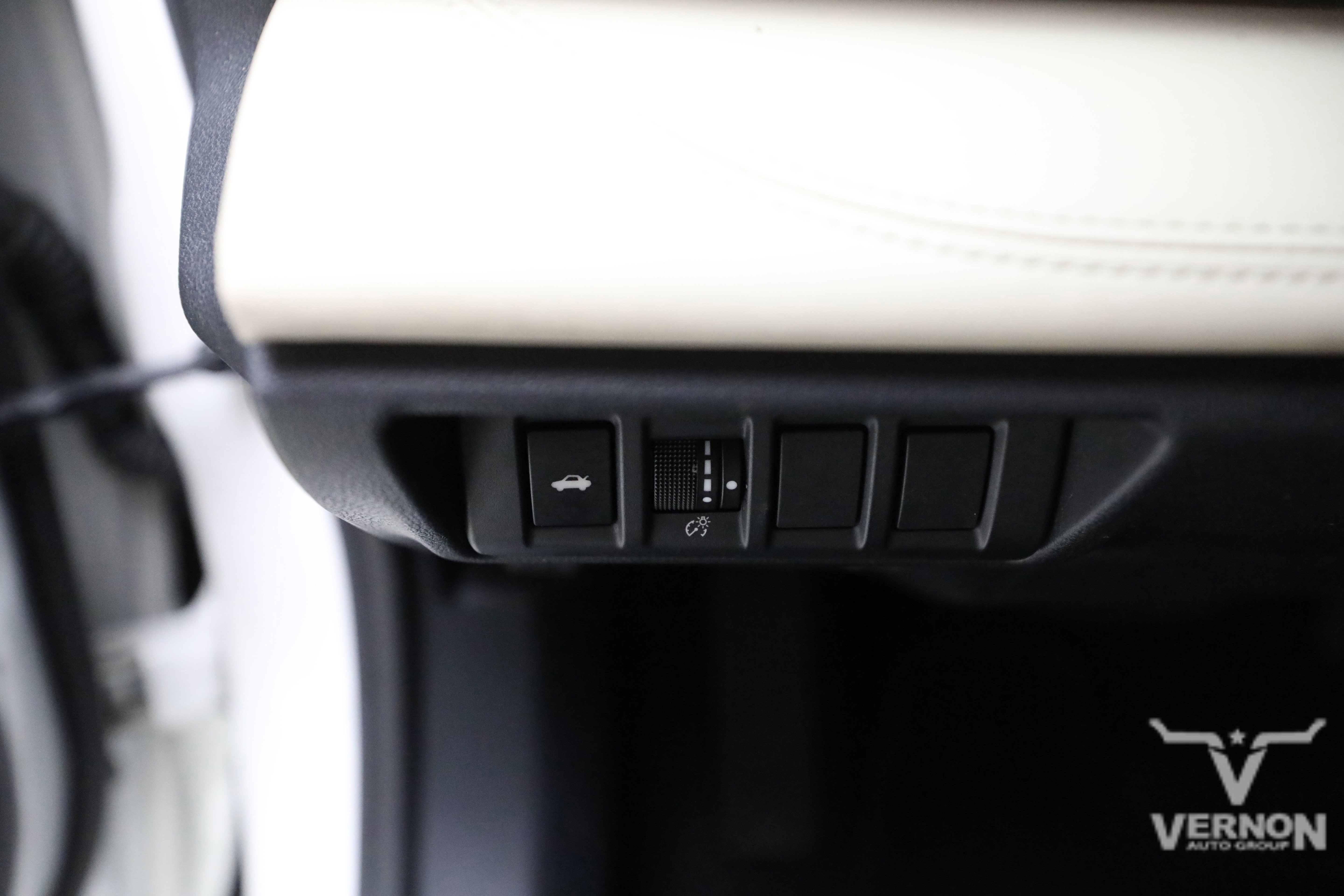 Used 2020 Subaru Legacy Limited image 18