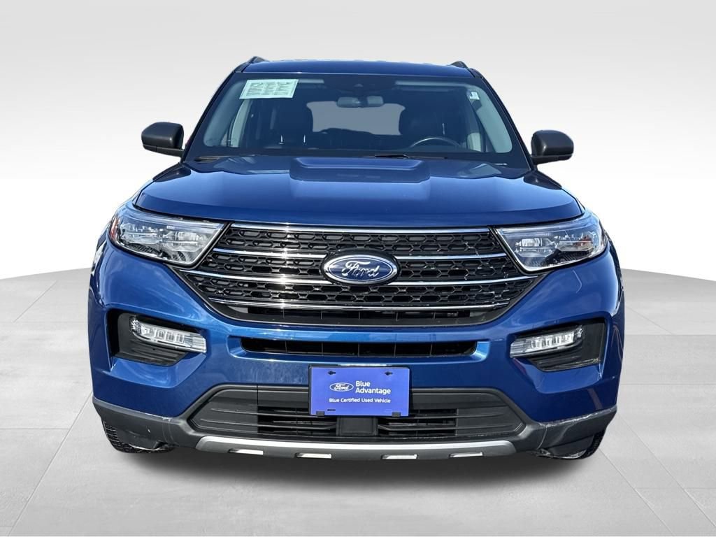 Certified 2022 Ford Explorer XLT w/ Equipment Group 202A image 6