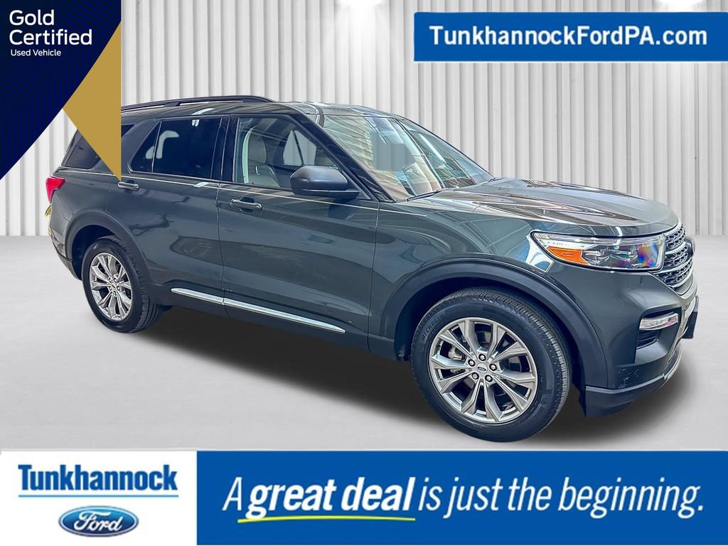 Certified 2022 Ford Explorer XLT w/ Equipment Group 202A AWD/4WD image 1