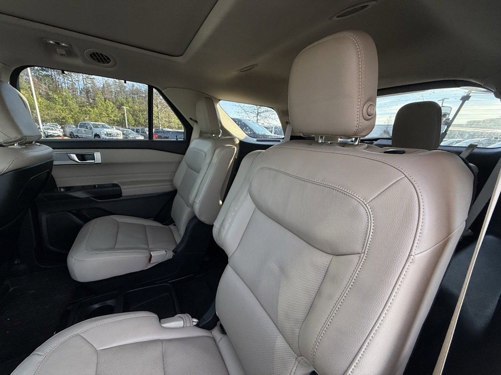 Certified 2020 Ford Explorer Limited w/ Class III Trailer Tow Package image 27