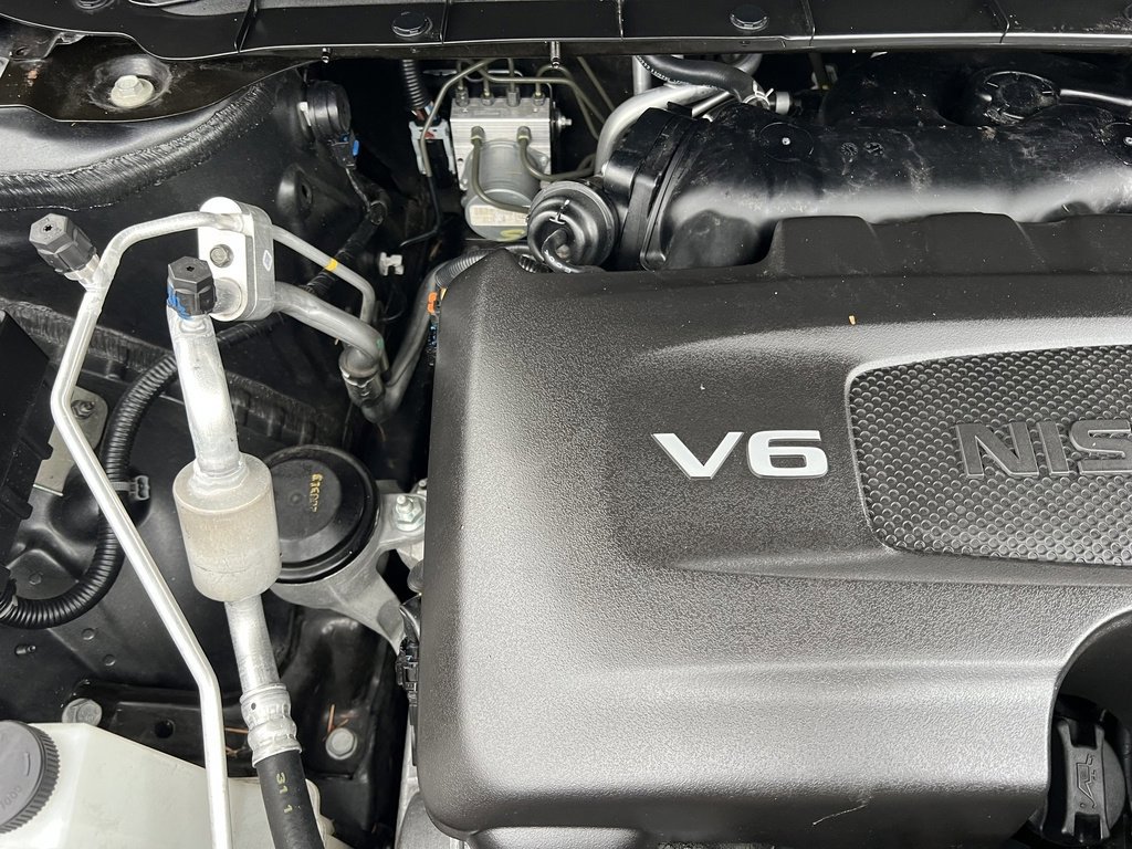 Used 2023 Nissan Pathfinder Platinum image 34