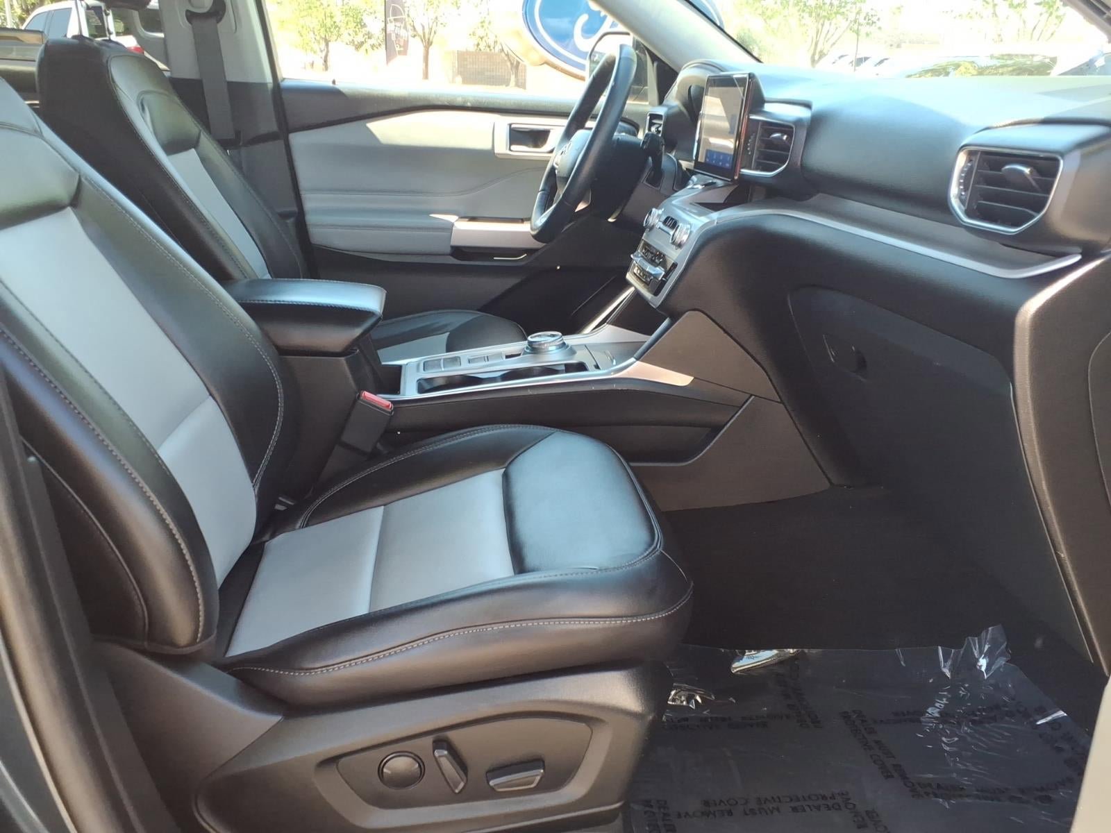 Certified 2023 Ford Explorer XLT w/ Equipment Group 202A RWD image 11