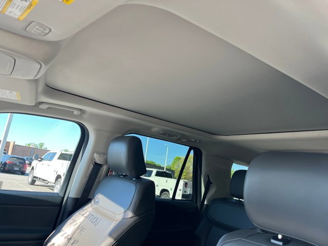 Certified 2025 Ford Expedition Active image 17