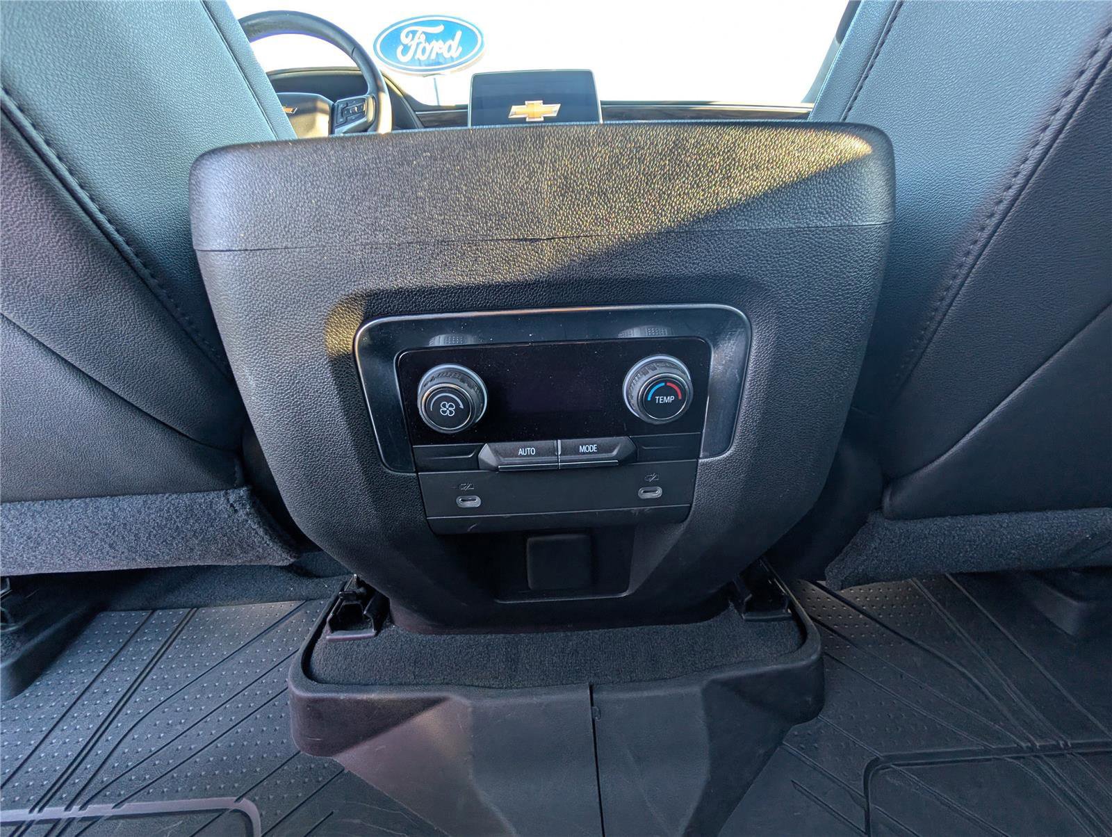 Used 2021 Chevrolet Tahoe LT image 18