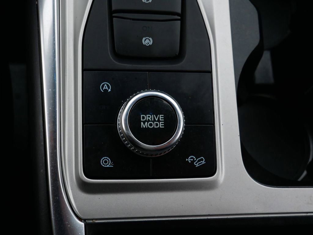 Certified 2021 Ford Explorer Limited w/ Equipment Group 301A image 24