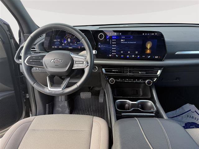 Used 2024 Chevrolet Traverse LT w/ Midnight/Sport Edition AWD/4WD image 23