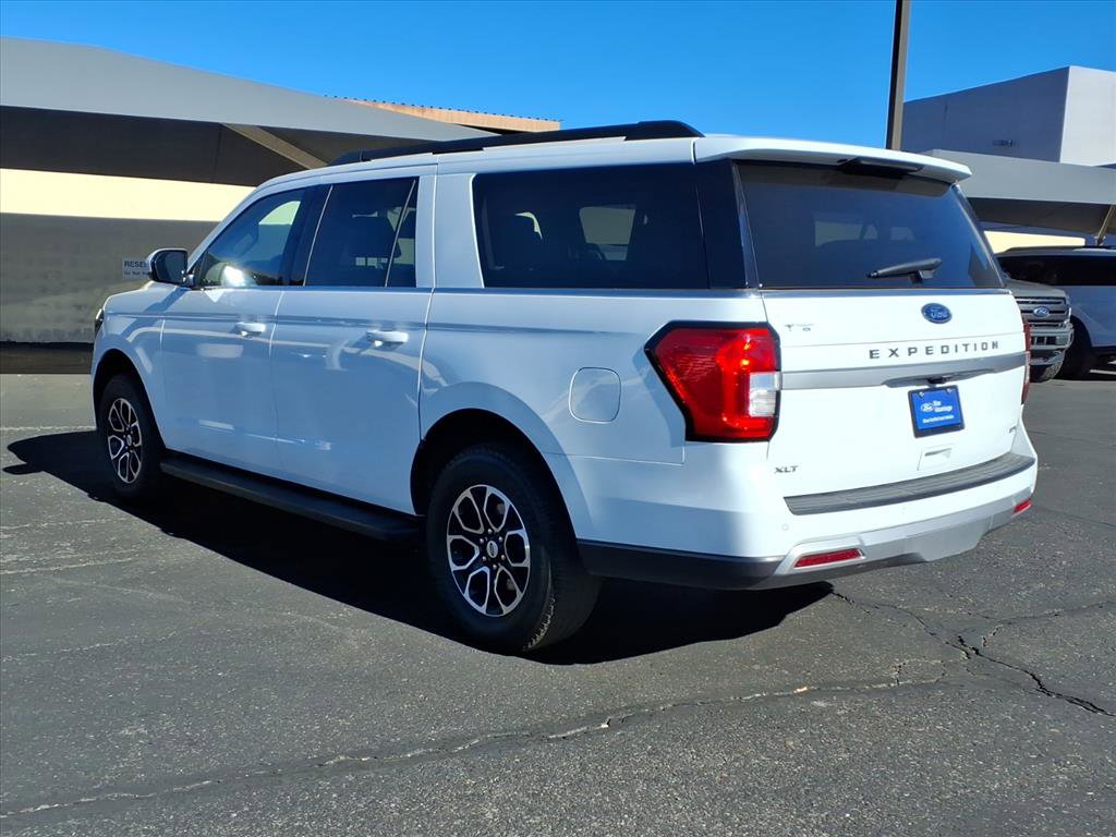 Certified 2024 Ford Expedition Max XLT image 4