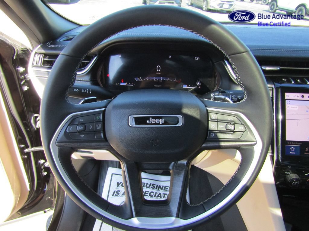 Used 2024 Jeep Grand Cherokee L Limited w/ Luxury Tech Group II AWD/4WD image 17