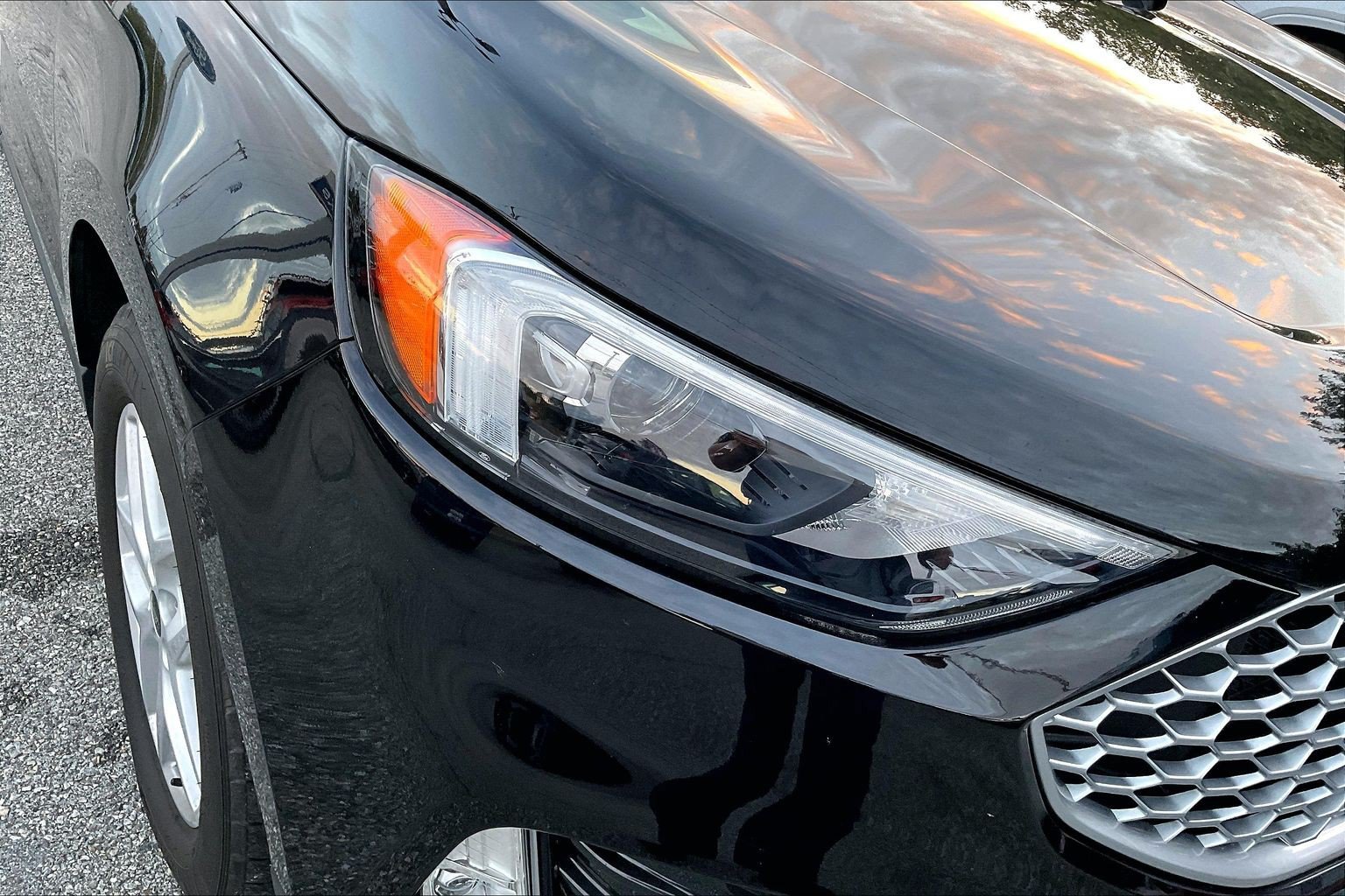 Certified 2024 Ford Edge SEL w/ Convenience Package AWD/4WD image 28