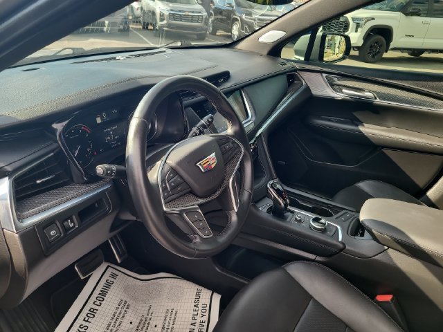 Used 2025 Cadillac XT5 Sportv AWD/4WD image 10
