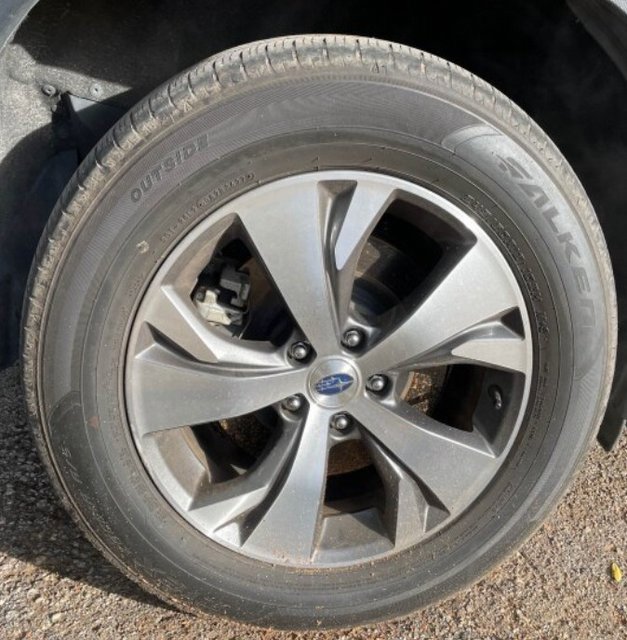 Used 2023 Subaru Ascent Premium w/ Convenience Package image 11