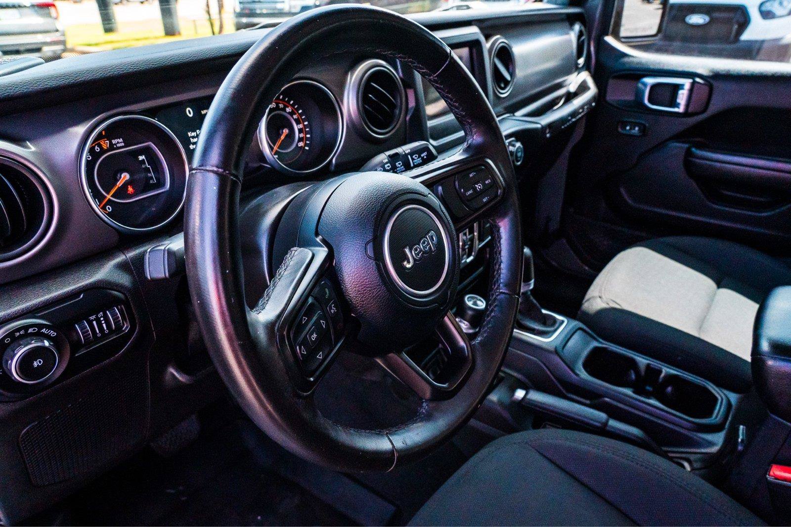 Used 2021 Jeep Wrangler Unlimited Sport AWD/4WD image 8