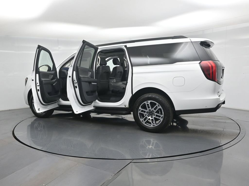 Certified 2025 Ford Expedition Max Active image 36