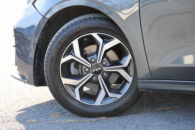 Used 2019 Kia Forte LXS image 7