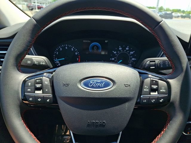 Certified 2022 Ford Escape SEL w/ SEL Stealth AWD Package image 19
