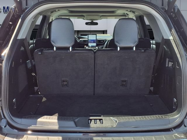 Certified 2023 Ford Explorer Limited w/ Limited Technology Package AWD/4WD image 5