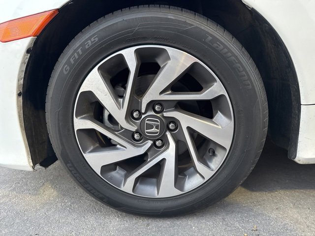 Used 2018 Honda Civic EX image 7