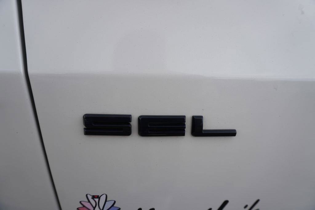 Certified 2022 Ford Escape SEL w/ SEL Stealth AWD Package image 32