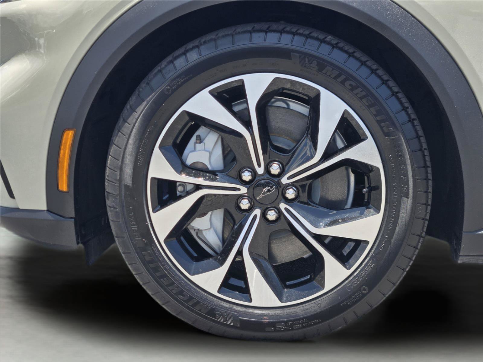 Certified 2025 Ford Mustang Mach-E Select RWD image 11