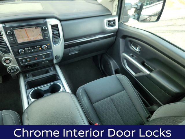 Used 2019 Nissan Titan SV w/ SV Convenience Package image 15