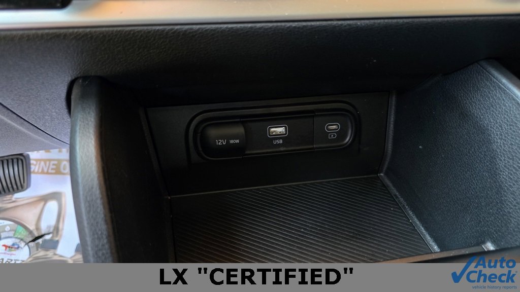 Used 2025 Kia Sportage LX image 37