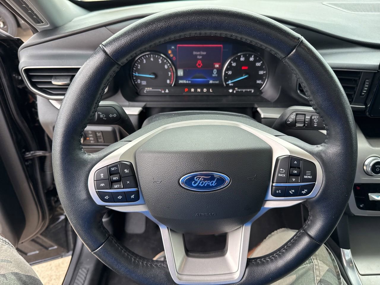 Certified 2022 Ford Explorer XLT w/ Equipment Group 202A RWD image 22