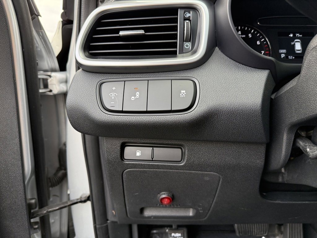 Used 2019 Kia Sorento L image 20