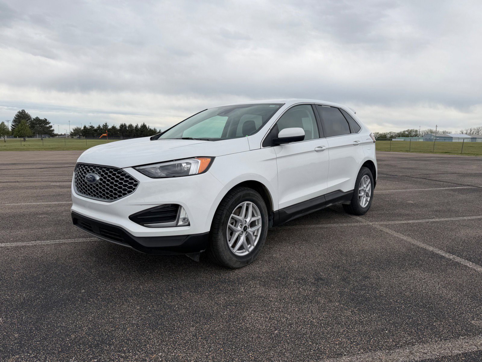 Certified 2023 Ford Edge SEL w/ Convenience Package AWD/4WD image 13