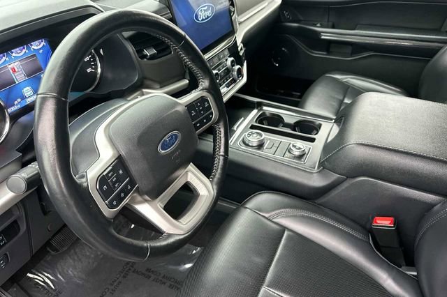 Certified 2024 Ford Expedition Max XLT image 4