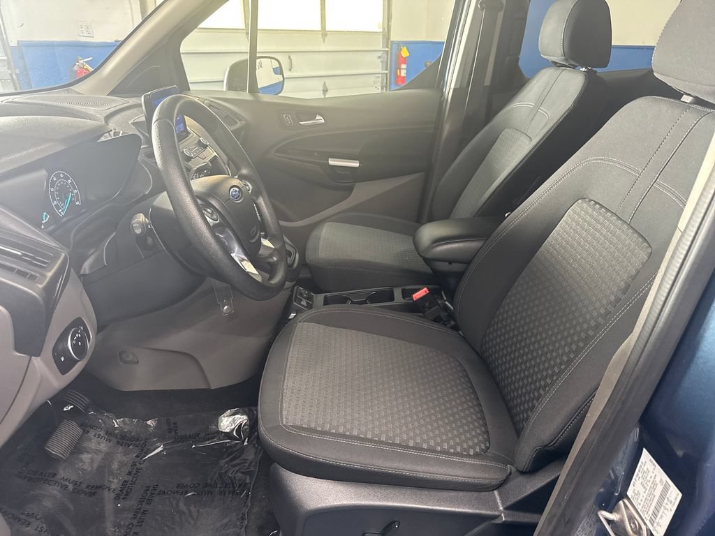 Certified 2022 Ford Transit Connect XLT FWD image 12