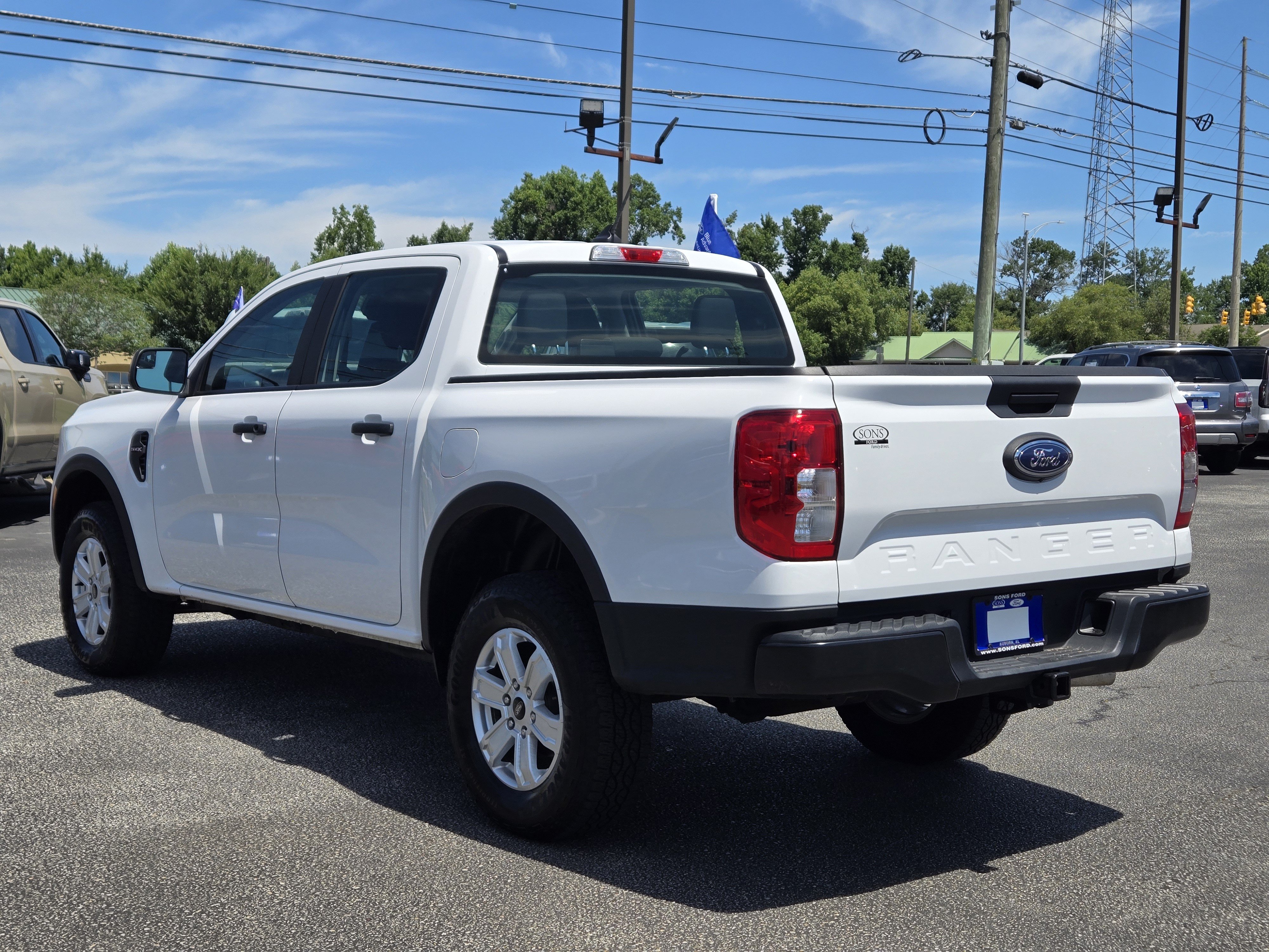Certified 2025 Ford Ranger XL w/ Trailer Tow Package RWD image 12