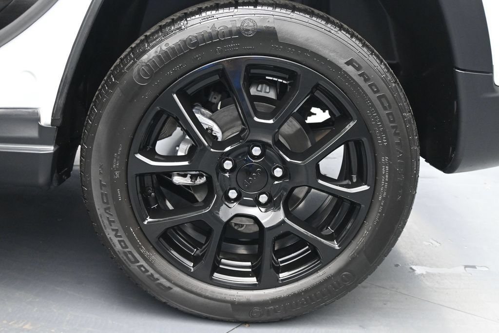 Used 2023 Jeep Compass Latitude AWD/4WD image 19