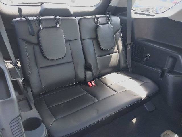Certified 2024 Ford Explorer XLT w/ Equipment Group 202A AWD/4WD image 24