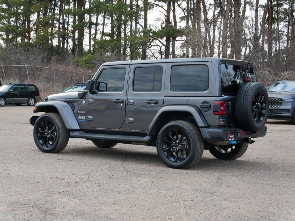 Used 2022 Jeep Wrangler Unlimited Sahara w/ Cold Weather Group image 4