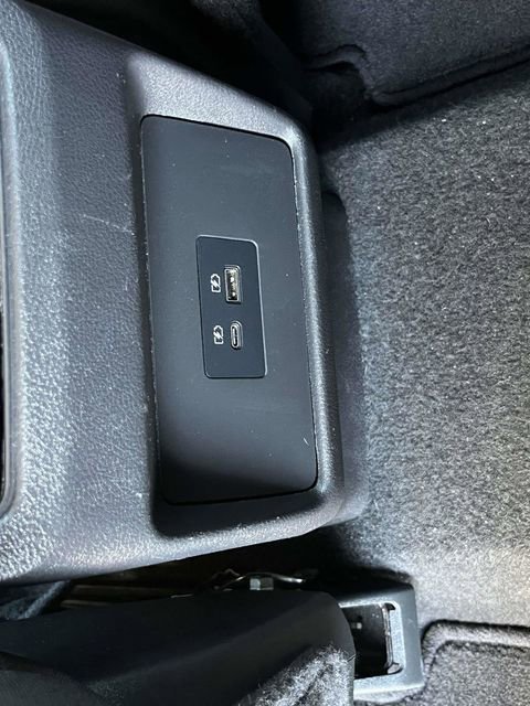 Used 2023 Nissan Rogue SV image 8