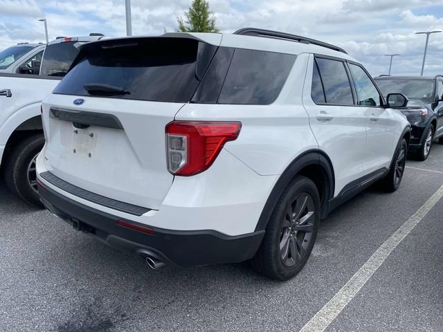 Certified 2023 Ford Explorer XLT w/ Equipment Group 202A RWD image 7